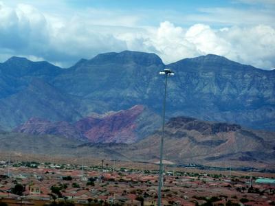 The Vegas Valley and Mountains Majesty!