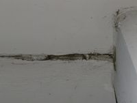 More balcony crumbling at joint